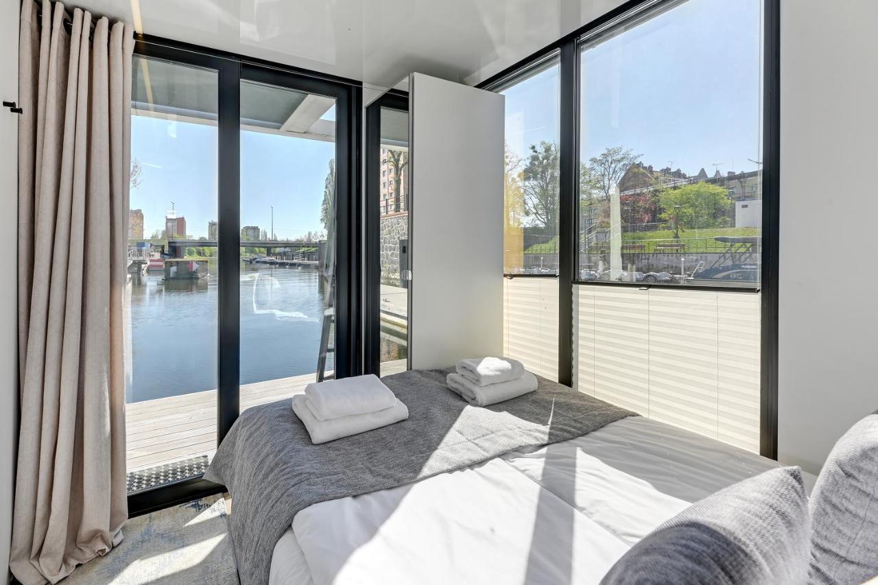 Domy Na Wodzie - La Mare Motlava Houseboats With Sauna By Downtown Apartments Gdaňsk Exteriér fotografie